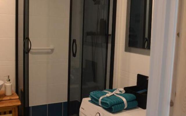 Green Sunny View Apartment