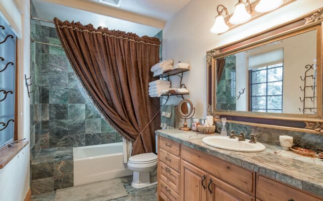 140 Elk Woods Rd Home