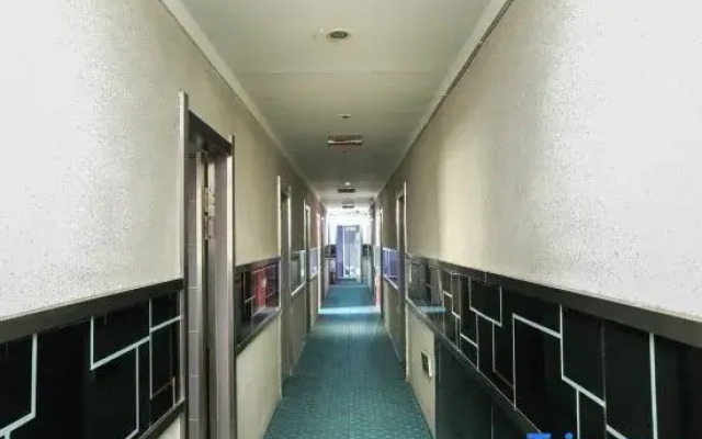 Youhong Express Hotel