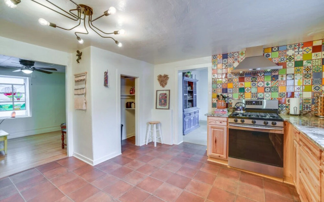 Dog-friendly Albuquerque Home w/ Patio & Yard!