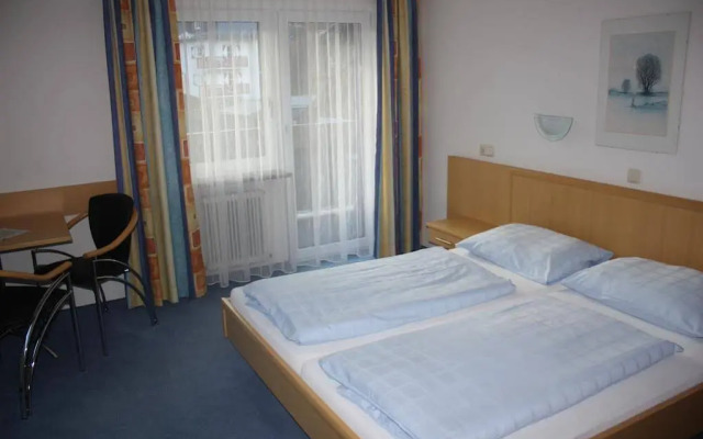 Pension Monika - Kaprun