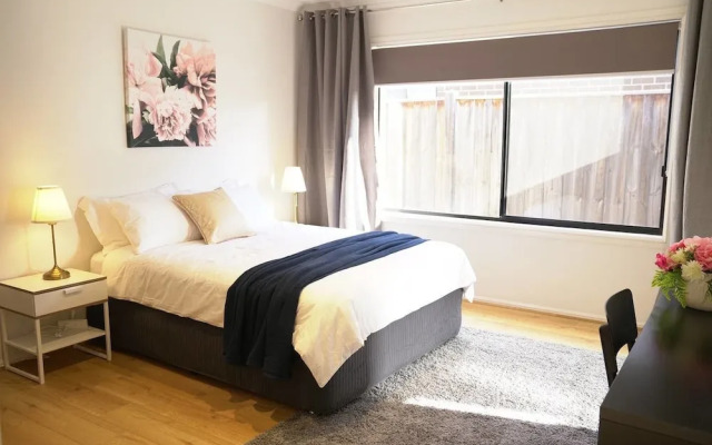 7 Bedrooms House for big Group