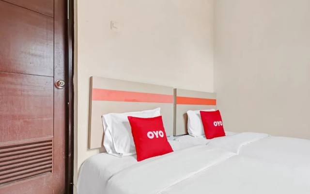 OYO 90452 Pillow Inn