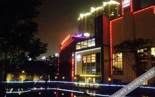 Pier One Hotel