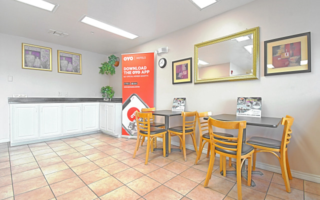 OYO Inn & Suites