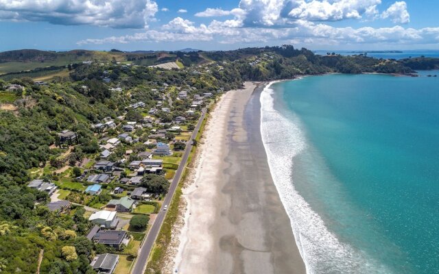 Sea Breeze at The Sands - Onetangi Beach
