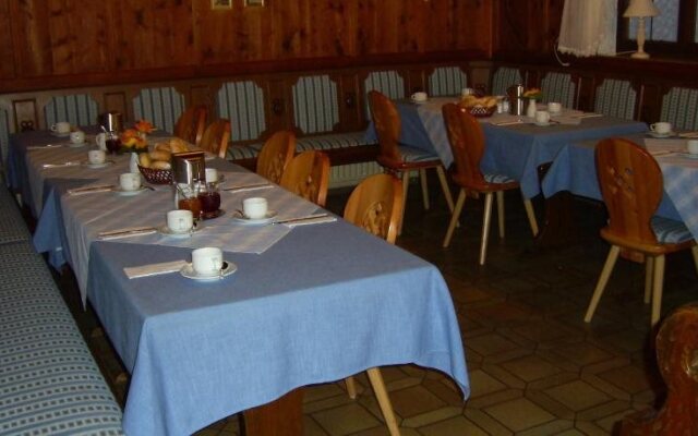 Hotel-Gasthof zum Hirschen
