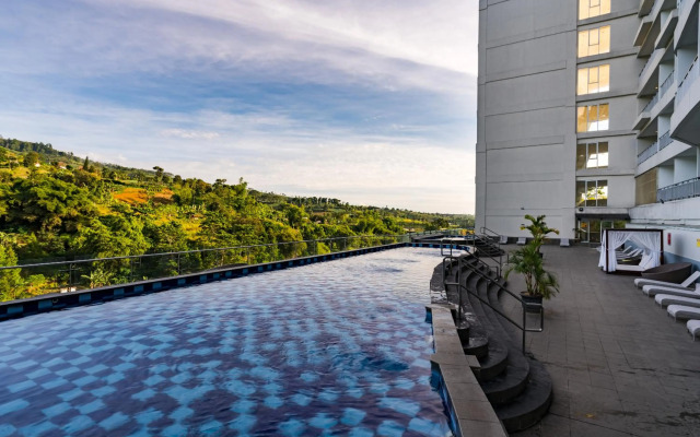 Le Eminence Puncak Hotel Convention & Resort