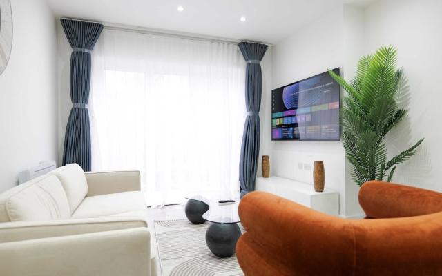 The Wembley Crown Retreat 1 Bed Flat