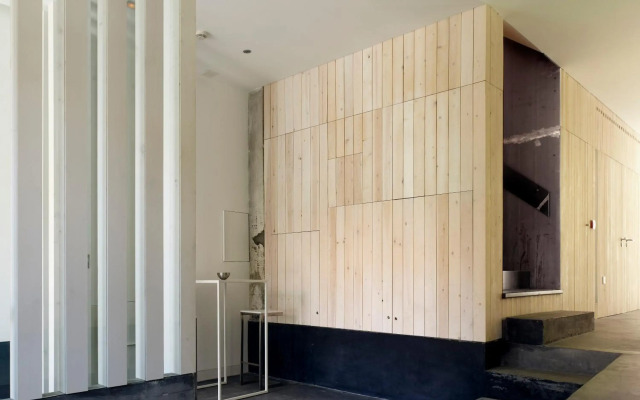 Moure Hotel