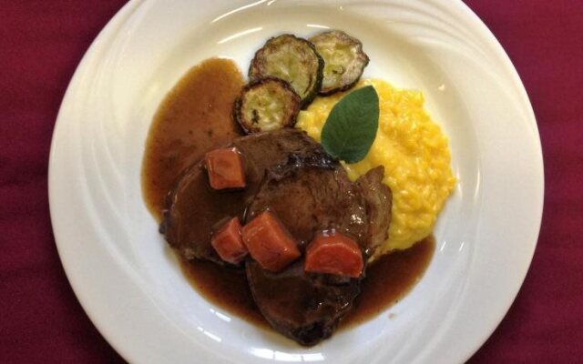 Palazzo Gamboni Swiss Historic Hotel