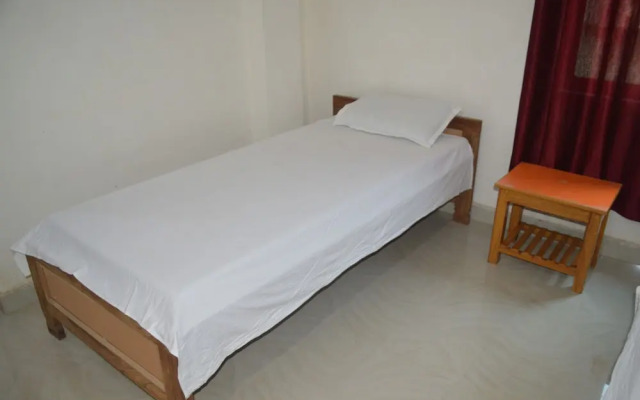 Middle Way Home Stay
