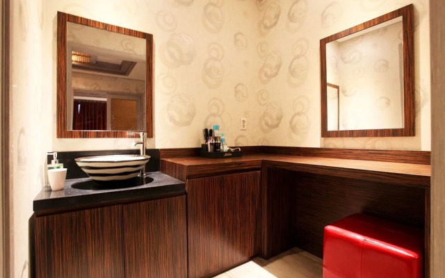 Yeongdeungpo Jardin Hotel