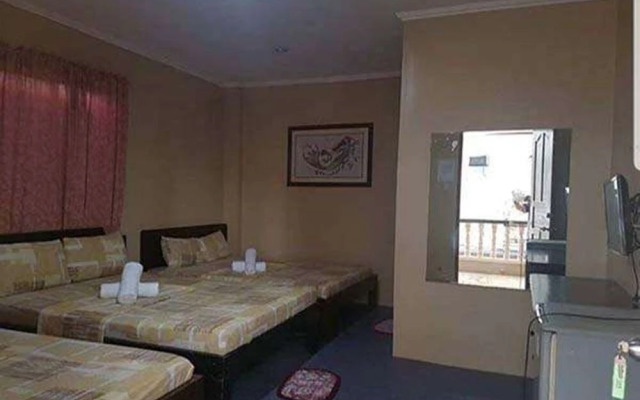 Madid's Inn Boracay