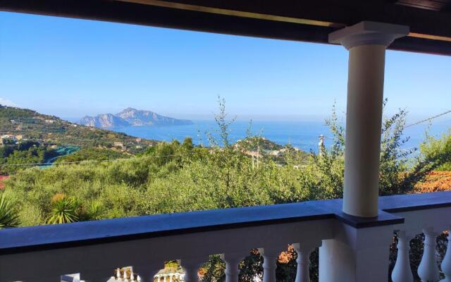 Villa Giulia upto 12people overlooking Capri