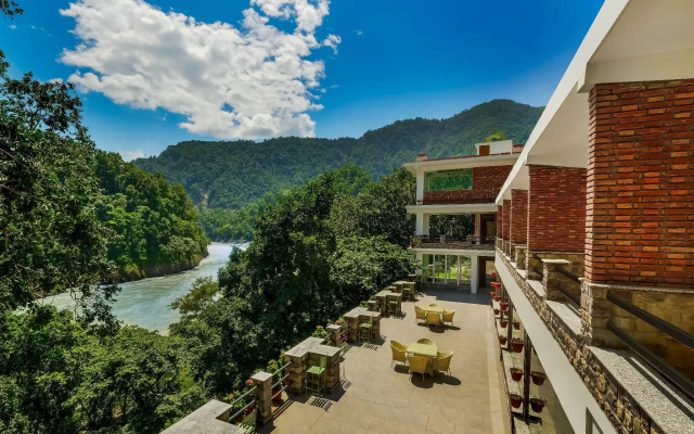 Summit By The Ganges Beach Resort & Spa