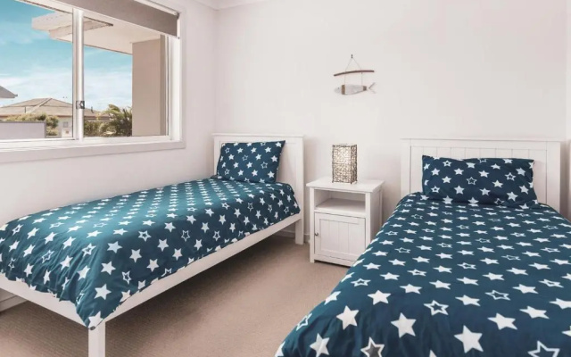 Unit 3 23 BOOYONG STREET