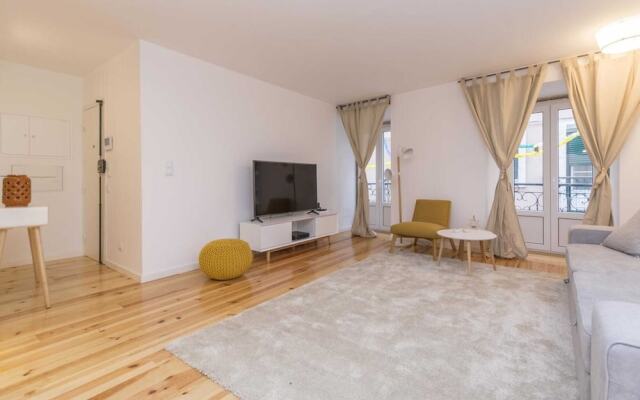 Amazing 3-bedroom Apartment in City Center - Fits 8