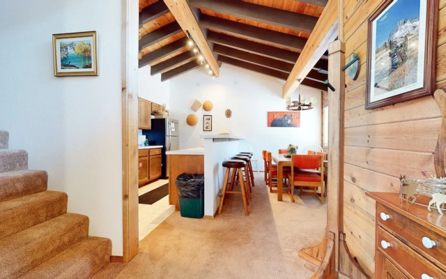 Rainbow S 4 3 Bedroom Condo by RedAwning