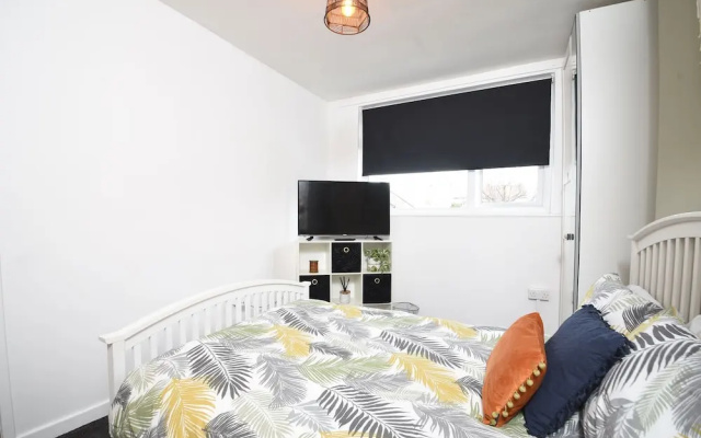 Cosy and Modern 2 Bed Family House in Abergele