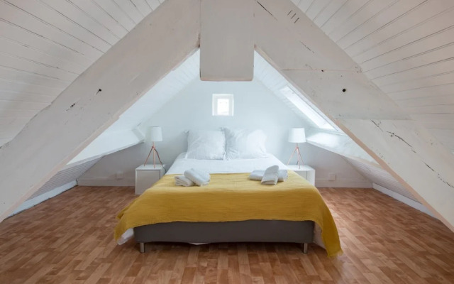 Pretty Stone House Near the Beach