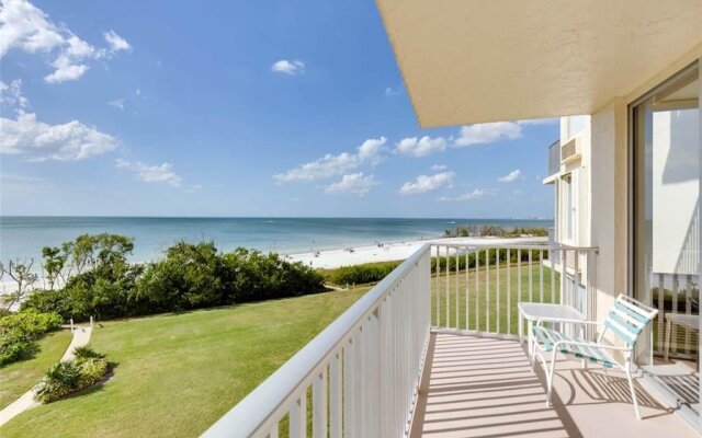 Estero Beach and Tennis