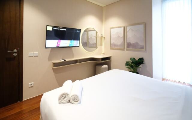 Wonderful And Cozy Stay 2Br At The Rosebay Apartment