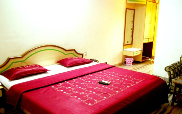 Hotel Tulsi