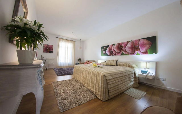 Operetta House