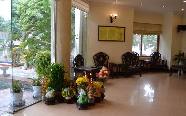 Van Ly Hotel