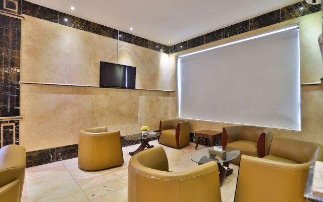 OYO 205 Golden Jwan Furnished Apartments 1