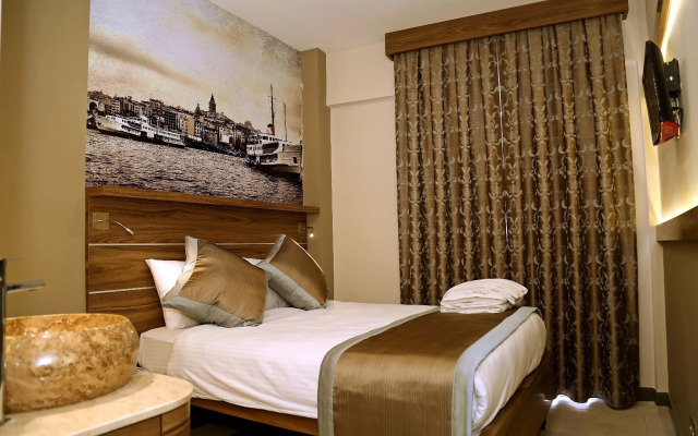 The Pera Hotel