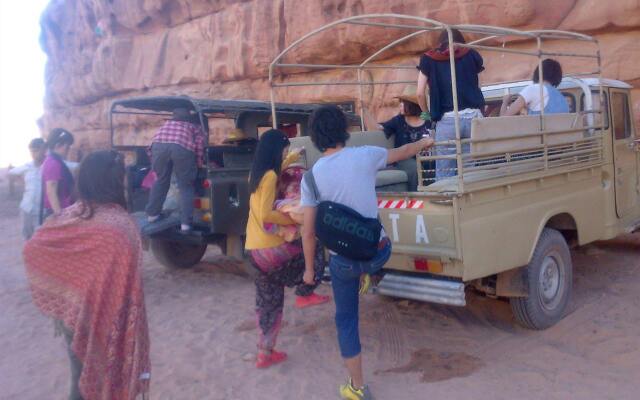 mountain village camp- wadi rum