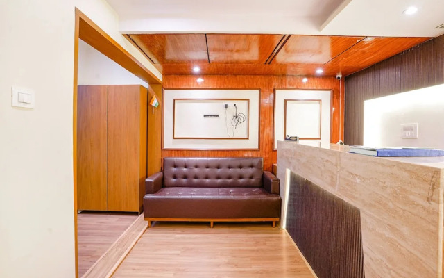 Fabhotel Azure