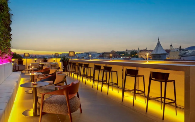 art’otel Zagreb powered by Radisson Hotels