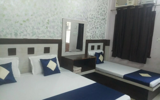 Jayanti Dham Mathura by Goroomgo