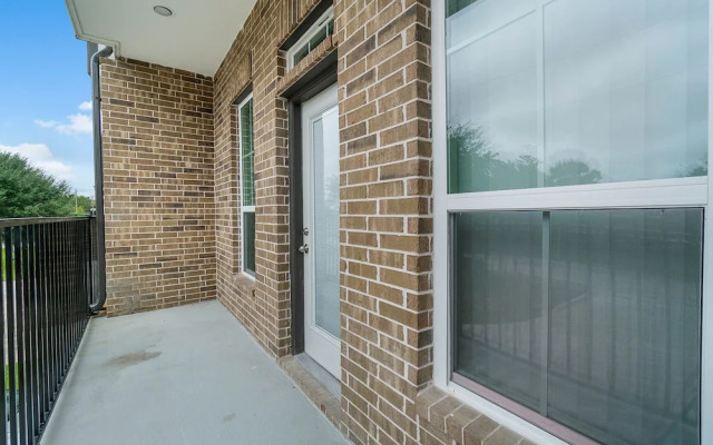 Experience a First Class Stay - 2 BDRM