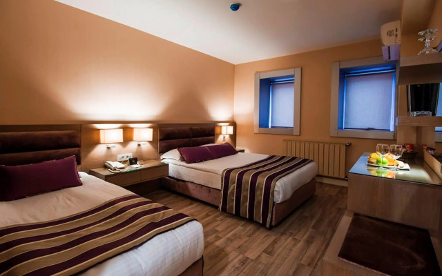 The New Hotel Zeybek