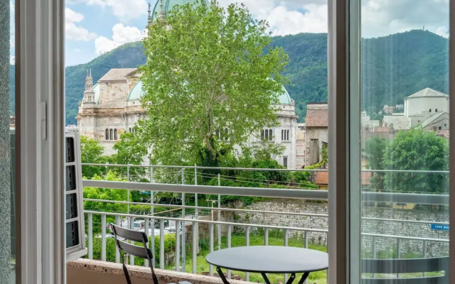 Autumn Apartment by Wonderful Italy