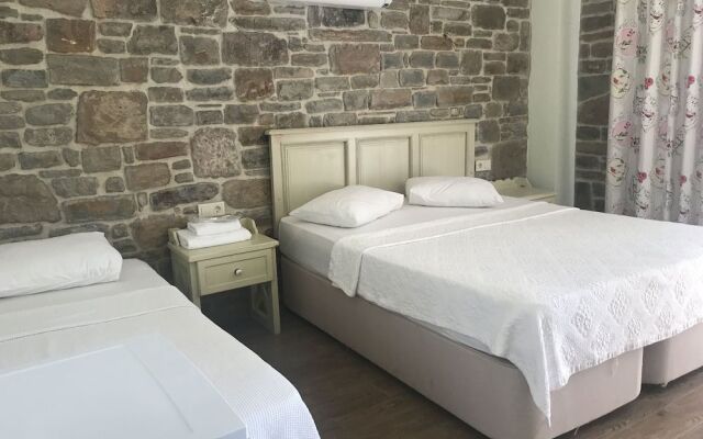 Yakamoz Otel