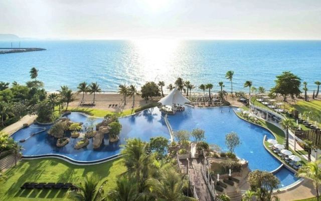 Movenpick Residence Beach Access 2BR