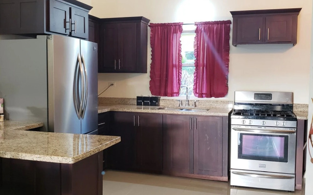 Serenity Retreat Villa Drax Hall