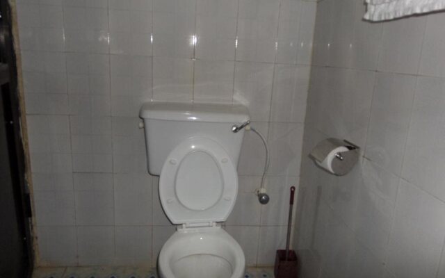International New Life Hotel & Suites