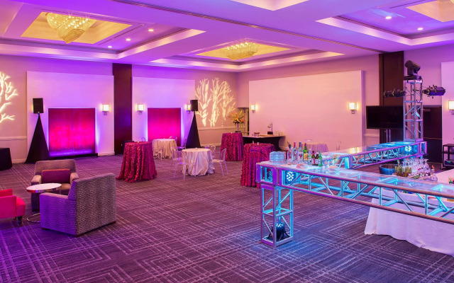 Hilton Fairfax