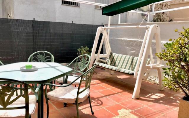 Casa con jardín y barbacoa 100D - INMO22