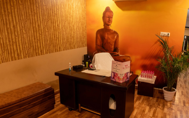 Cosmos Raj Plaza Jaipur