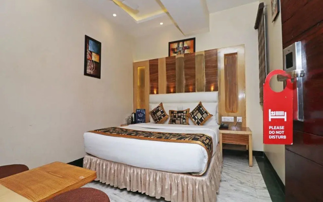 OYO 13653 Hotel Hari Piorko Grand