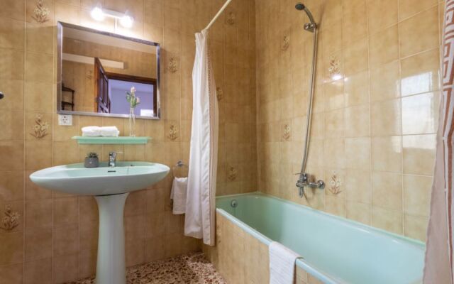 House Ibicenca Deltebre