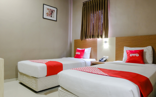 Townhouse OAK Series Style Hotel Jember
