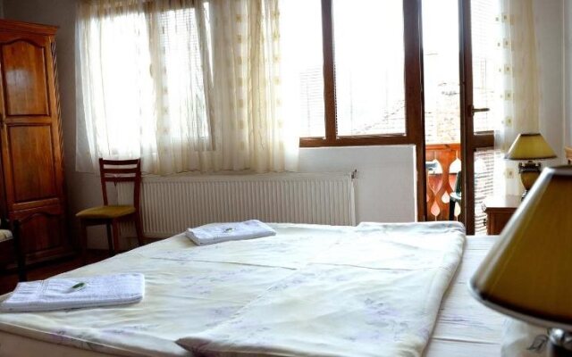Guest house - Mavrudievi